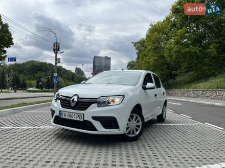 Рено Сандеро 2021 в Киеве на Automoto.ua Белый Рено Сандеро, объемом двигателя 1 л и пробегом 59 тыс. км за 7900 $, фото 1 на Automoto.ua