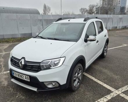 Белый Рено Сандеро, объемом двигателя 1.46 л и пробегом 75 тыс. км за 13200 $, фото 1 на Automoto.ua