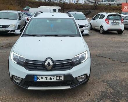 Белый Рено Сандеро, объемом двигателя 1.46 л и пробегом 84 тыс. км за 12000 $, фото 1 на Automoto.ua