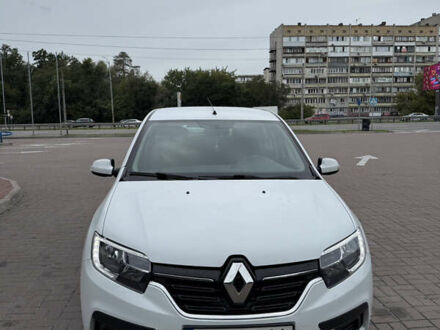Рено Сандеро 2021 в Киеве на Automoto.ua Белый Рено Сандеро, объемом двигателя 1 л и пробегом 85 тыс. км за 7900 $, фото 1 на Automoto.ua