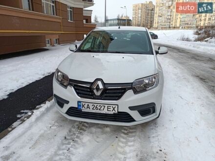Белый Рено Сандеро, объемом двигателя 1.5 л и пробегом 135 тыс. км за 11900 $, фото 1 на Automoto.ua