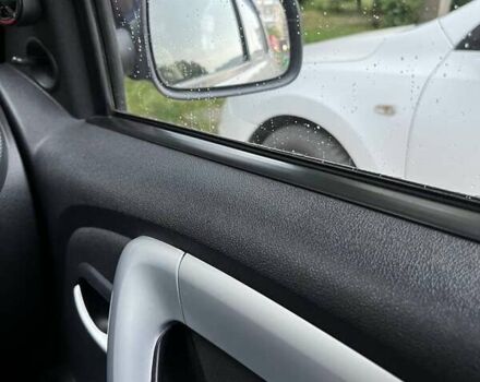 Бежевий Рено Сандеро, об'ємом двигуна 1.6 л та пробігом 174 тис. км за 5500 $, фото 16 на Automoto.ua