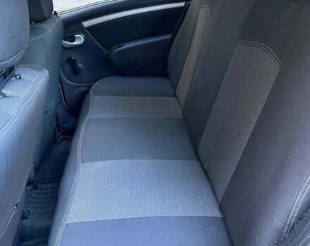 Бежевий Рено Сандеро, об'ємом двигуна 1.6 л та пробігом 174 тис. км за 5500 $, фото 19 на Automoto.ua