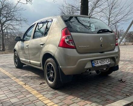 Бежевий Рено Сандеро, об'ємом двигуна 1.6 л та пробігом 174 тис. км за 5500 $, фото 4 на Automoto.ua