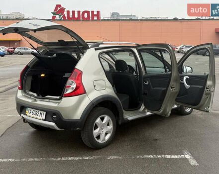 Бежевый Рено Сандеро, объемом двигателя 1.6 л и пробегом 140 тыс. км за 6700 $, фото 18 на Automoto.ua