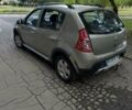 Бежевый Рено Сандеро, объемом двигателя 1.6 л и пробегом 106 тыс. км за 6000 $, фото 1 на Automoto.ua