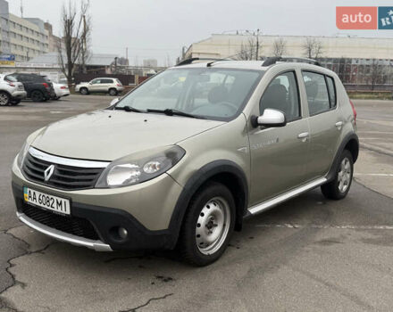 Бежевый Рено Сандеро, объемом двигателя 1.6 л и пробегом 140 тыс. км за 6700 $, фото 4 на Automoto.ua