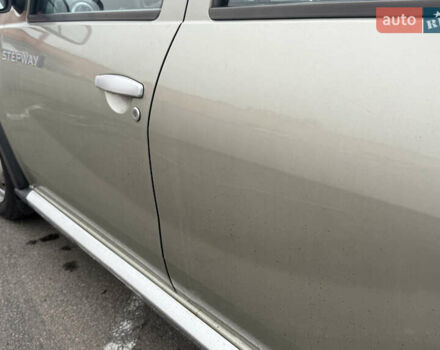 Бежевый Рено Сандеро, объемом двигателя 1.6 л и пробегом 140 тыс. км за 6700 $, фото 29 на Automoto.ua