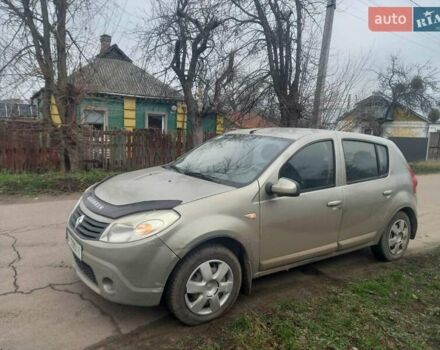 Бежевий Рено Сандеро, об'ємом двигуна 1.6 л та пробігом 432 тис. км за 4500 $, фото 1 на Automoto.ua