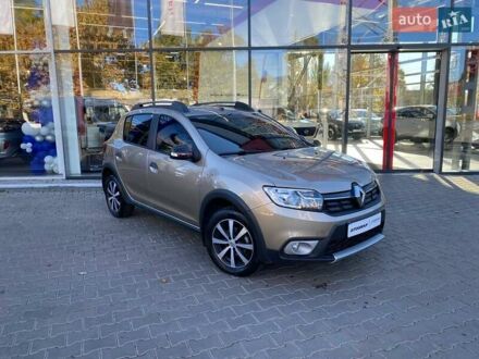 Рено Сандеро 2019 в Одессе на Automoto.ua Бежевый Рено Сандеро, объемом двигателя 1.46 л и пробегом 63 тыс. км за 12199 $, фото 1 на Automoto.ua