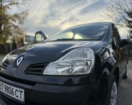 Черный Рено Сандеро, объемом двигателя 1.1 л и пробегом 120 тыс. км за 3900 $, фото 5 на Automoto.ua