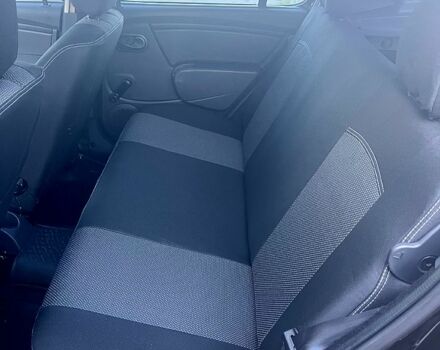 Черный Рено Сандеро, объемом двигателя 1.6 л и пробегом 200 тыс. км за 6200 $, фото 6 на Automoto.ua