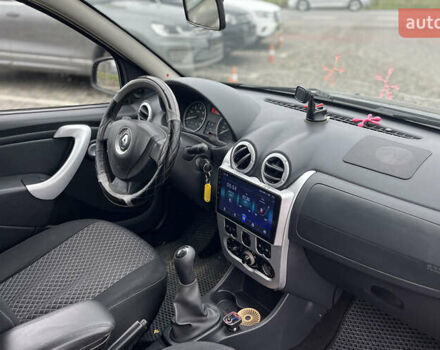 Чорний Рено Сандеро, об'ємом двигуна 1.6 л та пробігом 137 тис. км за 7200 $, фото 13 на Automoto.ua