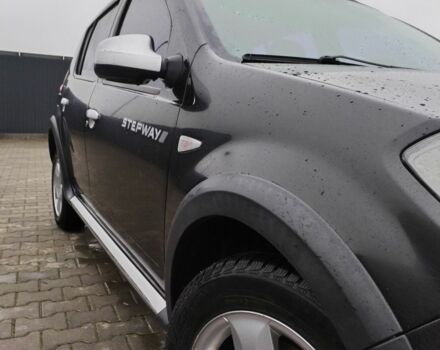 Черный Рено Сандеро, объемом двигателя 0 л и пробегом 60 тыс. км за 7299 $, фото 4 на Automoto.ua