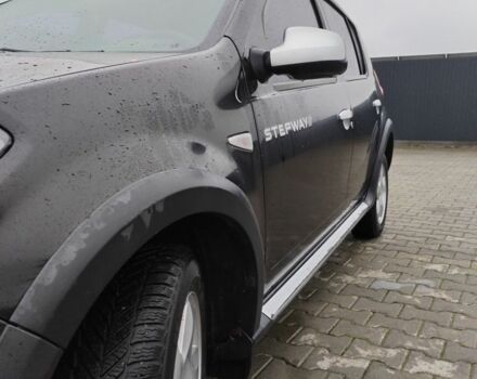 Черный Рено Сандеро, объемом двигателя 0 л и пробегом 60 тыс. км за 7299 $, фото 5 на Automoto.ua