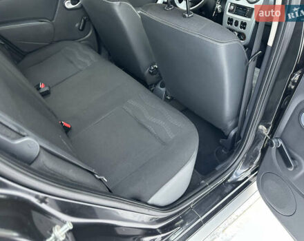 Черный Рено Сандеро, объемом двигателя 1.6 л и пробегом 79 тыс. км за 8850 $, фото 76 на Automoto.ua