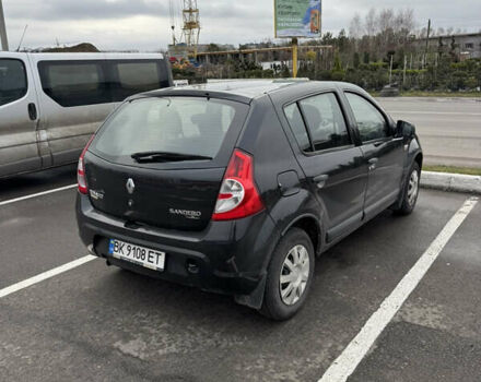 Черный Рено Сандеро, объемом двигателя 1.39 л и пробегом 112 тыс. км за 6000 $, фото 6 на Automoto.ua