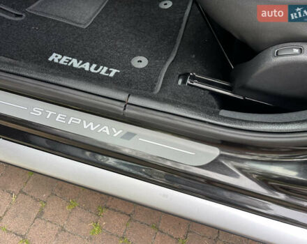 Чорний Рено Сандеро, об'ємом двигуна 1.6 л та пробігом 81 тис. км за 8700 $, фото 57 на Automoto.ua