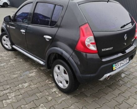 Черный Рено Сандеро, объемом двигателя 0 л и пробегом 60 тыс. км за 7299 $, фото 3 на Automoto.ua