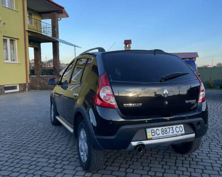 Черный Рено Сандеро, объемом двигателя 1.6 л и пробегом 98 тыс. км за 6600 $, фото 11 на Automoto.ua
