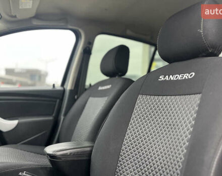 Чорний Рено Сандеро, об'ємом двигуна 1.6 л та пробігом 137 тис. км за 7200 $, фото 12 на Automoto.ua