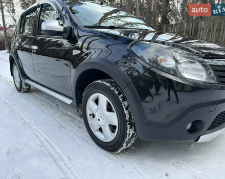 Черный Рено Сандеро, объемом двигателя 1.6 л и пробегом 79 тыс. км за 8850 $, фото 14 на Automoto.ua