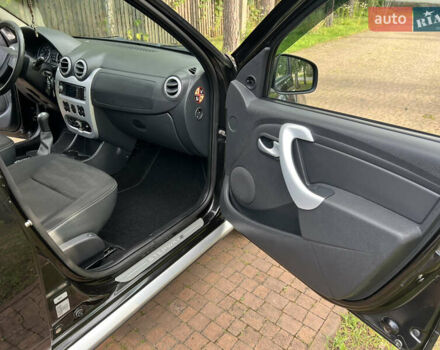 Чорний Рено Сандеро, об'ємом двигуна 1.6 л та пробігом 81 тис. км за 8700 $, фото 70 на Automoto.ua