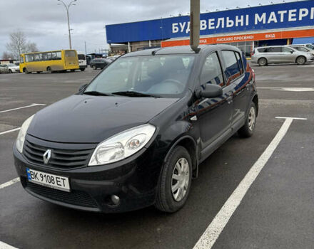 Черный Рено Сандеро, объемом двигателя 1.39 л и пробегом 112 тыс. км за 6000 $, фото 1 на Automoto.ua