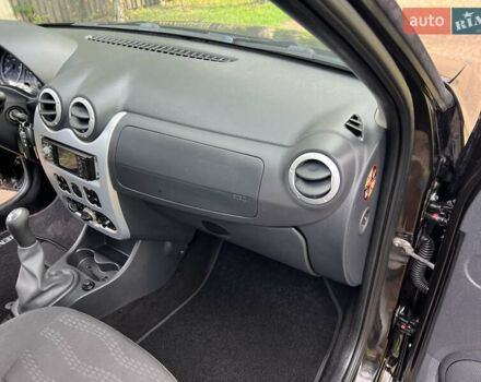 Чорний Рено Сандеро, об'ємом двигуна 1.6 л та пробігом 81 тис. км за 8700 $, фото 73 на Automoto.ua
