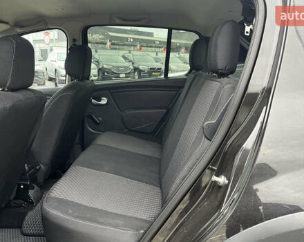 Чорний Рено Сандеро, об'ємом двигуна 1.6 л та пробігом 137 тис. км за 7200 $, фото 17 на Automoto.ua