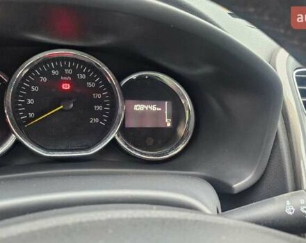 Черный Рено Сандеро, объемом двигателя 1.6 л и пробегом 160 тыс. км за 9000 $, фото 6 на Automoto.ua