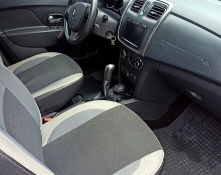 Черный Рено Сандеро, объемом двигателя 1.6 л и пробегом 48 тыс. км за 8500 $, фото 5 на Automoto.ua