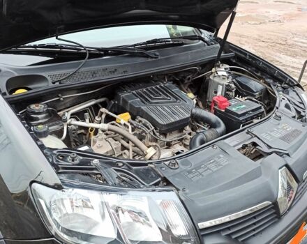 Черный Рено Сандеро, объемом двигателя 1.6 л и пробегом 48 тыс. км за 8500 $, фото 3 на Automoto.ua