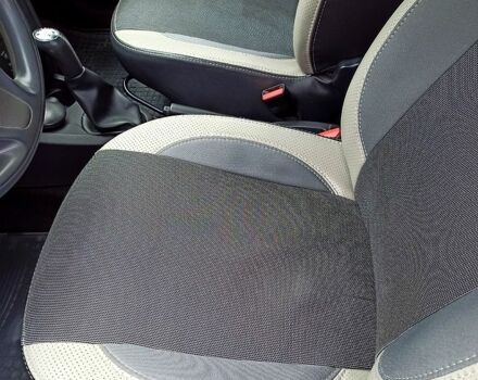 Черный Рено Сандеро, объемом двигателя 1.6 л и пробегом 48 тыс. км за 8500 $, фото 6 на Automoto.ua