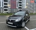 Черный Рено Сандеро, объемом двигателя 1.6 л и пробегом 132 тыс. км за 7500 $, фото 1 на Automoto.ua