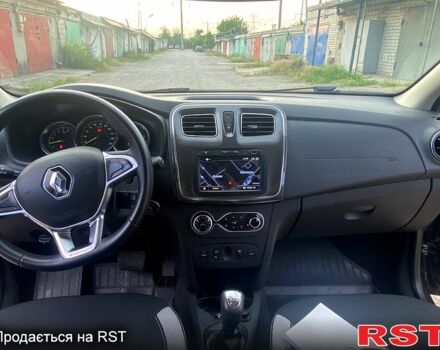 Черный Рено Сандеро, объемом двигателя 0.9 л и пробегом 40 тыс. км за 10200 $, фото 5 на Automoto.ua