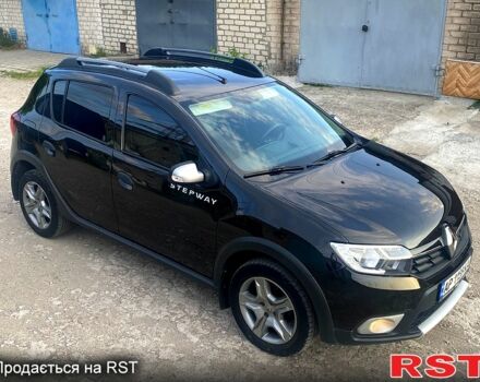 Черный Рено Сандеро, объемом двигателя 0.9 л и пробегом 40 тыс. км за 10200 $, фото 3 на Automoto.ua