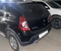 Черный Рено Сандеро, объемом двигателя 1.6 л и пробегом 88 тыс. км за 7000 $, фото 2 на Automoto.ua