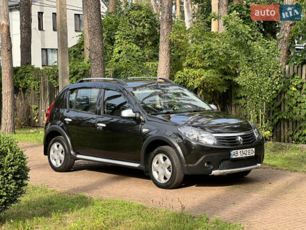 Черный Рено Сандеро, объемом двигателя 1.6 л и пробегом 81 тыс. км за 8700 $, фото 1 на Automoto.ua