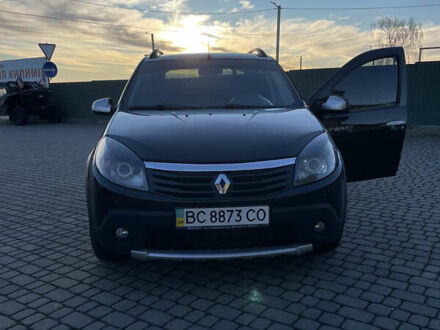 Черный Рено Сандеро, объемом двигателя 1.6 л и пробегом 98 тыс. км за 6600 $, фото 1 на Automoto.ua