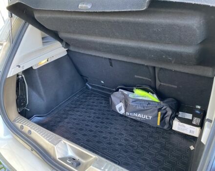 Коричневый Рено Сандеро, объемом двигателя 0 л и пробегом 61 тыс. км за 11700 $, фото 9 на Automoto.ua