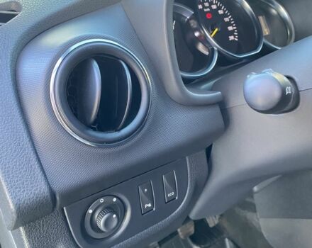 Коричневый Рено Сандеро, объемом двигателя 0 л и пробегом 61 тыс. км за 11700 $, фото 13 на Automoto.ua