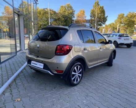 Коричневый Рено Сандеро, объемом двигателя 0 л и пробегом 61 тыс. км за 11700 $, фото 1 на Automoto.ua