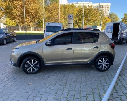 Коричневый Рено Сандеро, объемом двигателя 0 л и пробегом 61 тыс. км за 11700 $, фото 3 на Automoto.ua