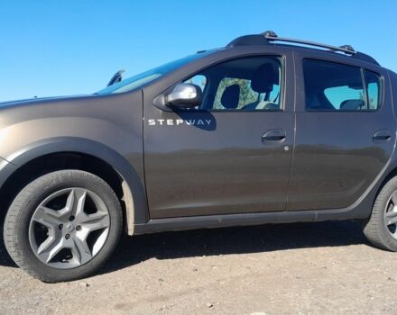 Коричневый Рено Сандеро, объемом двигателя 0.9 л и пробегом 30 тыс. км за 10000 $, фото 7 на Automoto.ua