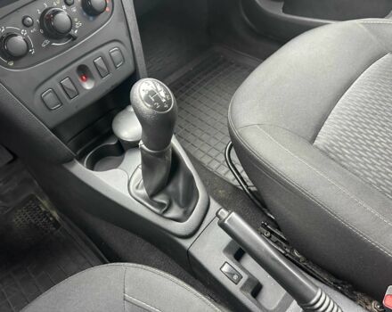 Коричневый Рено Сандеро, объемом двигателя 1 л и пробегом 97 тыс. км за 7950 $, фото 12 на Automoto.ua