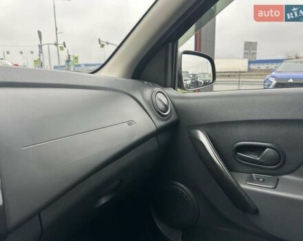 Коричневый Рено Сандеро, объемом двигателя 1 л и пробегом 97 тыс. км за 7950 $, фото 22 на Automoto.ua