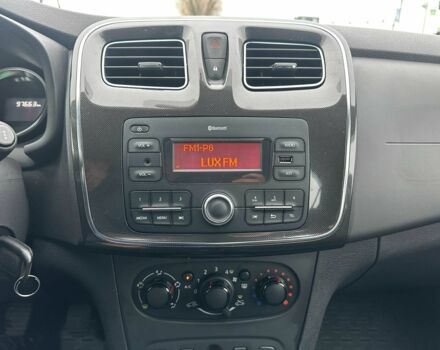 Коричневый Рено Сандеро, объемом двигателя 1 л и пробегом 97 тыс. км за 7950 $, фото 11 на Automoto.ua