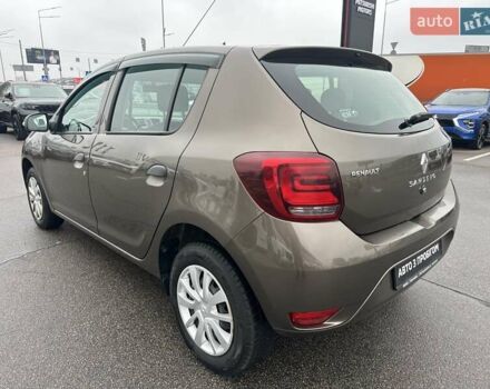 Коричневый Рено Сандеро, объемом двигателя 1 л и пробегом 97 тыс. км за 7950 $, фото 5 на Automoto.ua