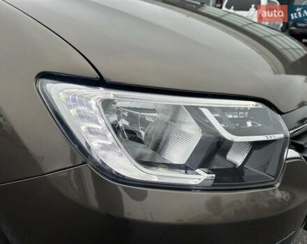 Коричневый Рено Сандеро, объемом двигателя 1 л и пробегом 97 тыс. км за 7950 $, фото 11 на Automoto.ua